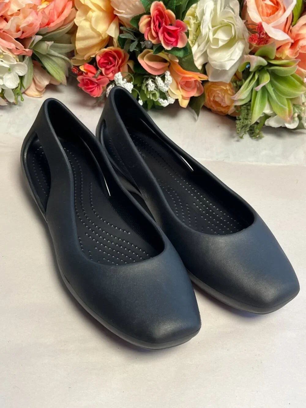 Crocs Iconic Comfort Black Slip On Flats Side Cutout W6